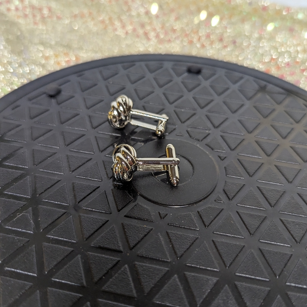 Cufflinks - Picture 4 of 4